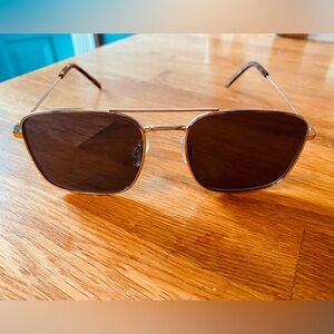 Square aviator sunglasses